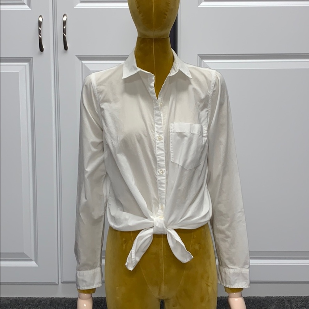 Women’s white long sleeve shirt